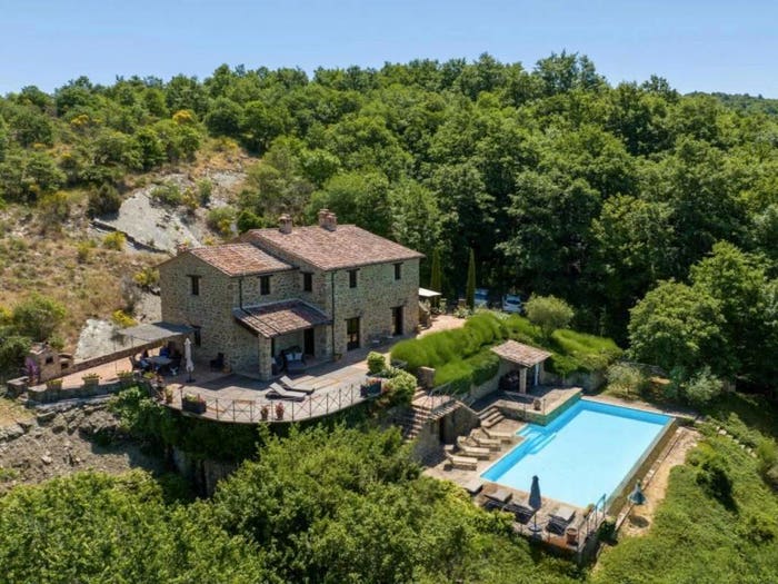 Casa con 6 locali in vendita in Località Polvano, Castiglion Fiorentino