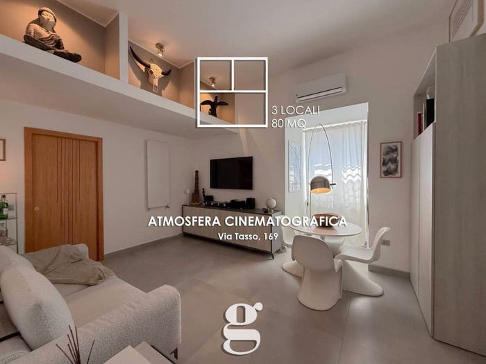 Appartamento trilocale in vendita in Via Torquato Tasso, Vomero, Napoli