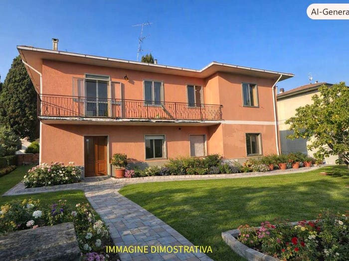 Casa con 6 locali in vendita in Monteverdi Marittimo