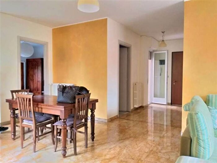 Appartamento con 5 locali in vendita in Via Gerolamo Rossi, Centro, Bordighera