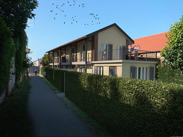 Casa con 5 locali in vendita in Via Martiri della Libertà, Centro, Arluno