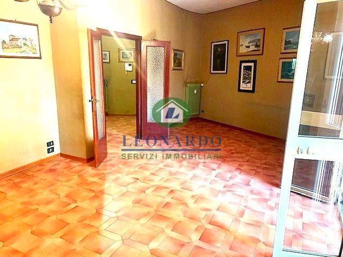 Appartamento con 6 locali in vendita in MontecatiniTerme