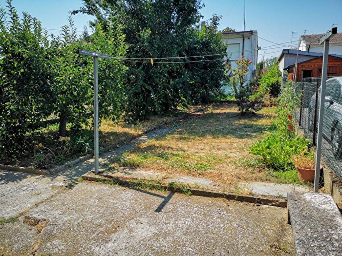 Casa con 5 locali in vendita in Centro, Quistello