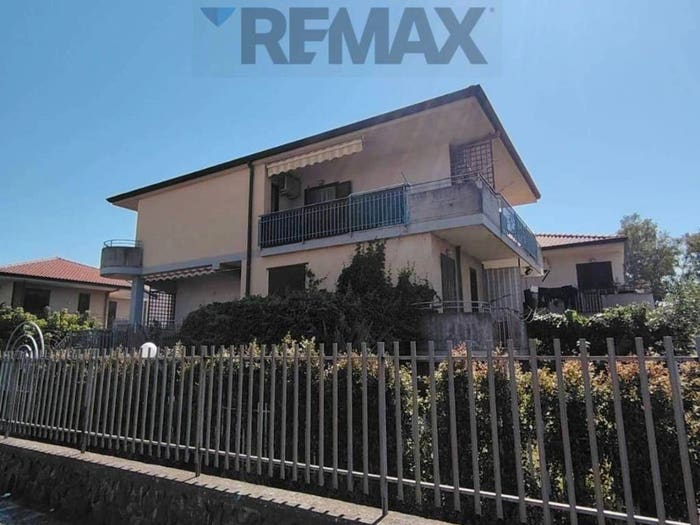Appartamento bilocale in vendita in Via Simone Neri, Centro, Mascali