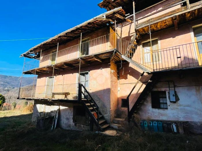 Casa con 6 locali in vendita in Via San Pietro, San Pietro, Coassolo Torinese
