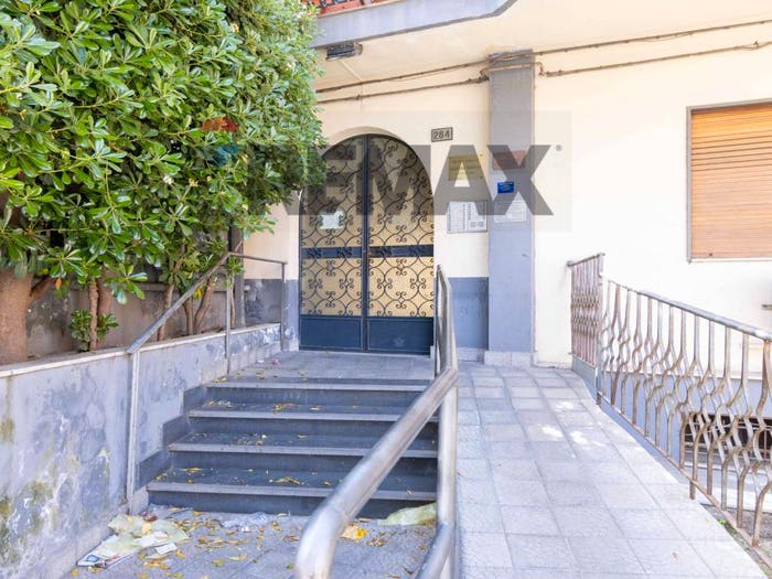 Appartamento quadrilocale in vendita in Via Catania, Adrano