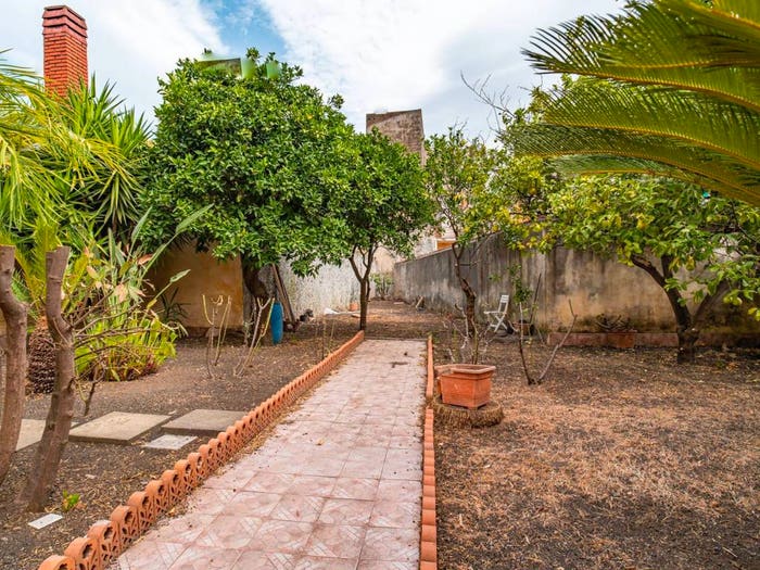 Casa con 6 locali in vendita in Centro, Riposto