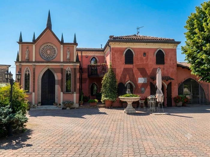 Casa con 6 locali in vendita in piazza s pio x, Cerlongo, Goito