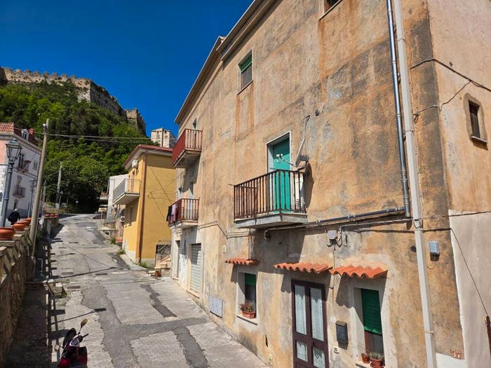 Appartamento bilocale in vendita in Via Guglielmo Pepe, Centro, Belvedere Marittimo
