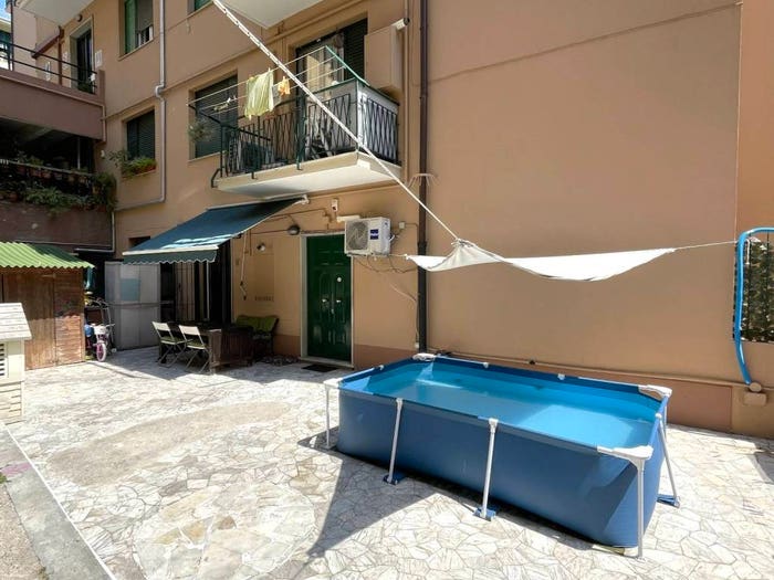 Appartamento quadrilocale in vendita in Salita San Rocco, Lagaccio, Genova