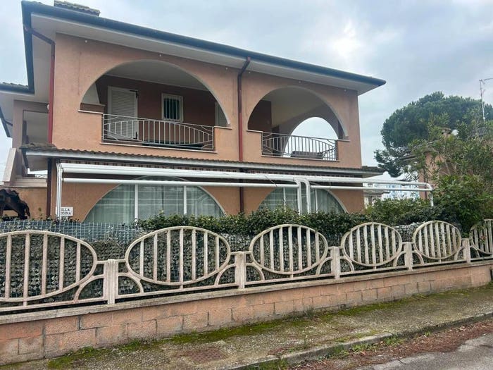 Casa bilocale in vendita in Via Monte Bianco, Lido degli Scacchi Lido di Pomposa, Comacchio