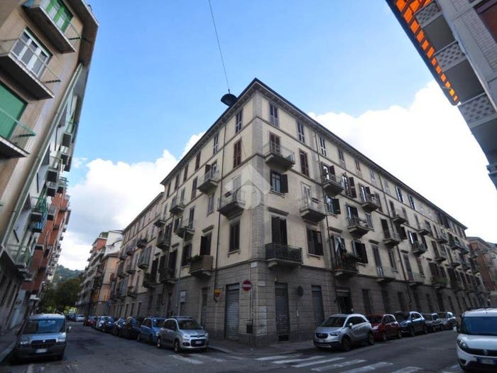 Appartamento quadrilocale in vendita in Via Benvenuto Cellini, San Salvario Dante, Torino