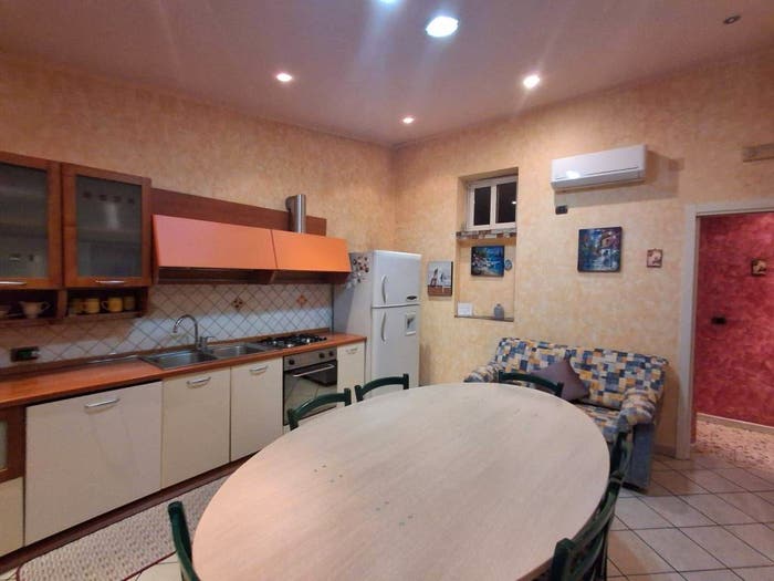 Casa con 6 locali in vendita in Via Vittorio Veneto, Scordia