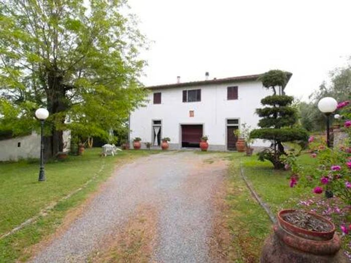 Casa con 6 locali in vendita in Strada Comunale Di Ghizzano, Peccioli