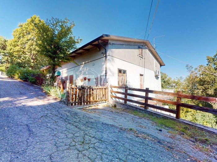 Appartamento trilocale in vendita in Centro, Guiglia
