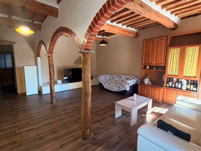 Casa con 6 locali in vendita in Centro, Porcari