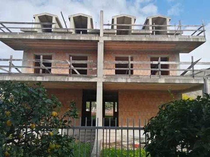 Casa con 5 locali in vendita in Via Salvo D'Acquisto No Number, Mondragone