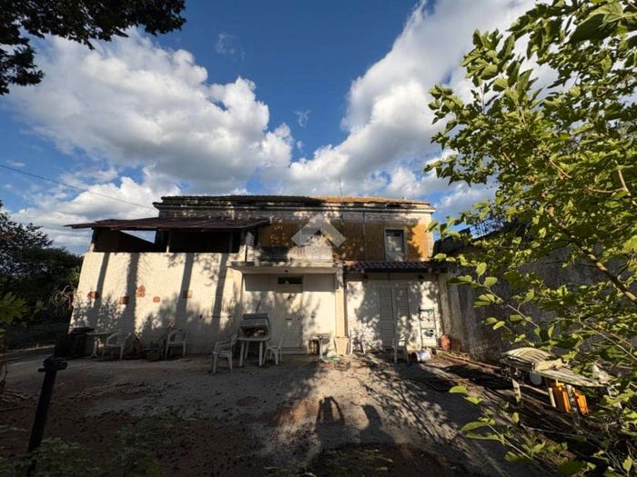 Casa con 5 locali in vendita in Via Sant'Angelo, Centro, Cassino