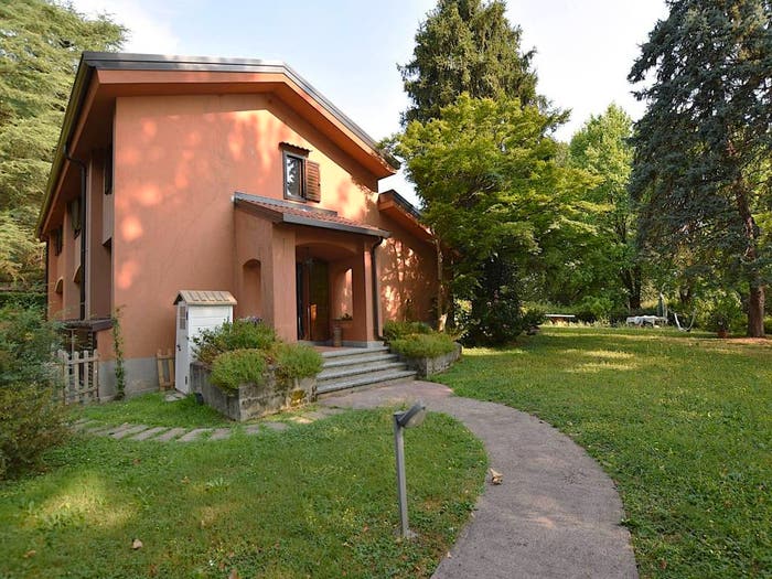 Casa quadrilocale in vendita in Via Fontana, Arlate, Calco