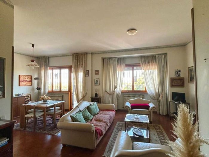 Appartamento quadrilocale in vendita in Via del Casale Lumbroso, Massimina, Roma