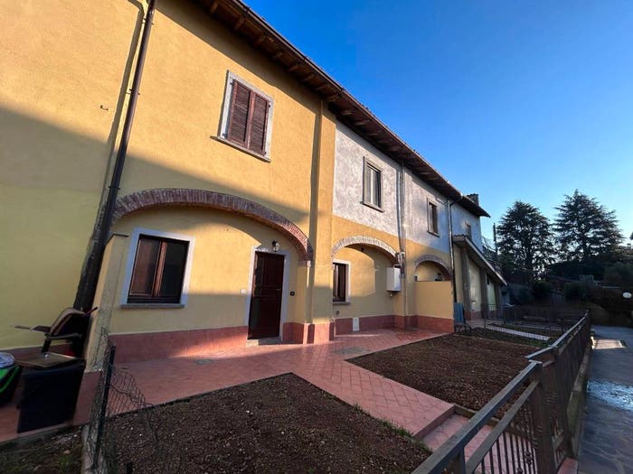 Appartamento bilocale in vendita in Via Gorizia, Centro, Brembate
