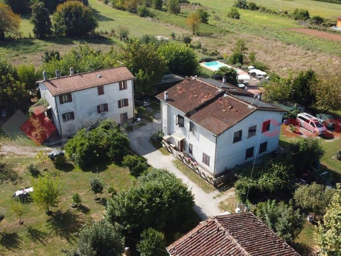 Casa con 6 locali in vendita in Località Nebbiana, Centro, Barga