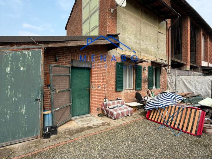 Casa bilocale in vendita in Via Padre Gamalero, Castelspina