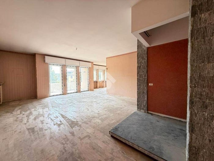 Appartamento con 6 locali in vendita in Desenzanino, Desenzano del Garda