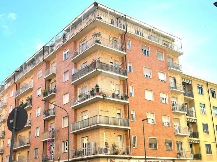 Appartamento quadrilocale in vendita in VIA MATILDE SERAO, Pozzo Strada, Torino