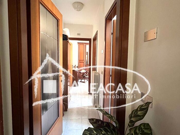 Appartamento trilocale in vendita in Frazione Paggese, Paggese Santa Maria, Acquasanta Terme