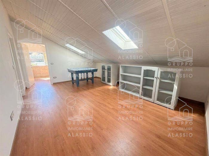 Appartamento quadrilocale in vendita in campochiesa, Campochiesa, Albenga
