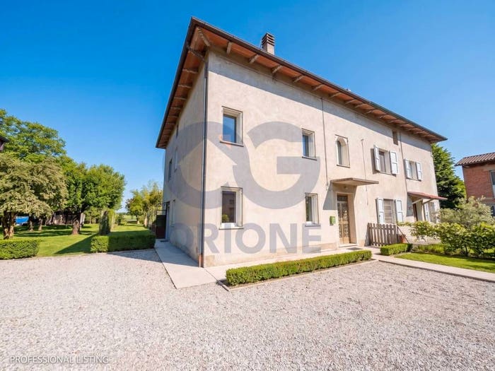 Casa con 5 locali in vendita in Via Francesco Tassinari Renazzo, Renazzo, Cento