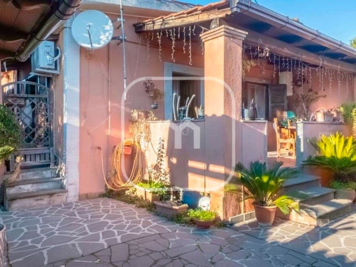 Casa trilocale in vendita in Via Casteldelci, Castelverde, Roma