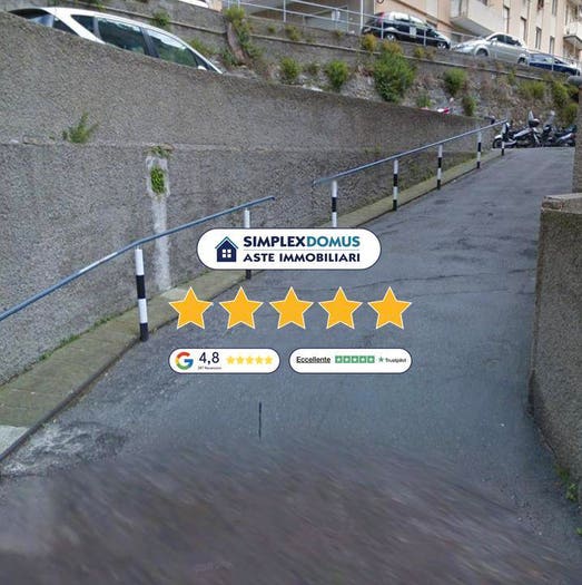 Appartamento trilocale in vendita in Via Fratelli Canale, Borgoratti, Genova