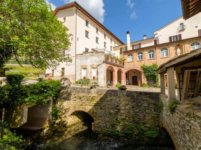 Casa con 6 locali in vendita in Via delle Cartiere, Centro, Gualdo Tadino