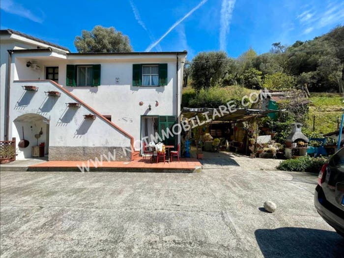 Casa trilocale in vendita in Via Pian Masino, Centro, Arenzano