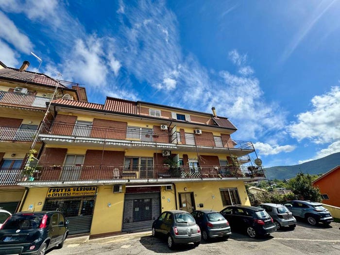 Casa quadrilocale in vendita in Via del Boschetto, Centro, Ceccano