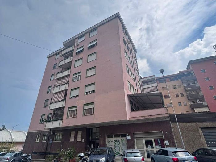 Appartamento bilocale in vendita in Via Eugenio Francesco Martorelli, Panebianco Tribunale, Cosenza