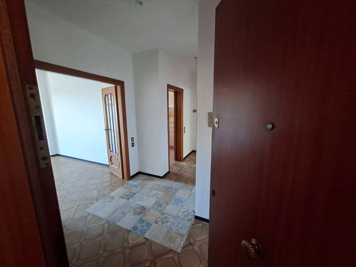 Appartamento quadrilocale in vendita in Via Marzabotto, Granarolo, Genova