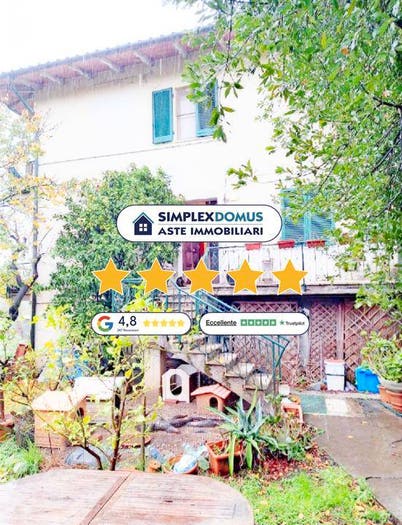 Appartamento con 6 locali in vendita in Via dello Zarellone, Bientina