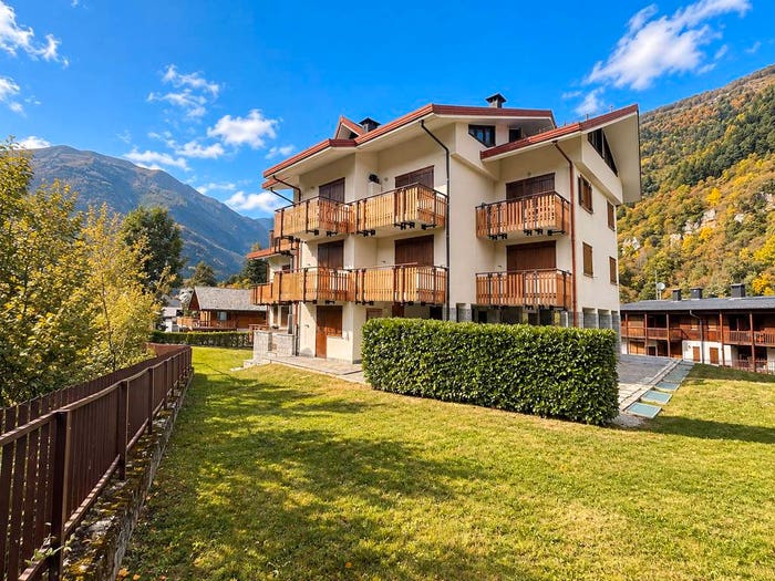 Appartamento con 5 locali in vendita in Via Cascina Rossa, Centro, Limone Piemonte