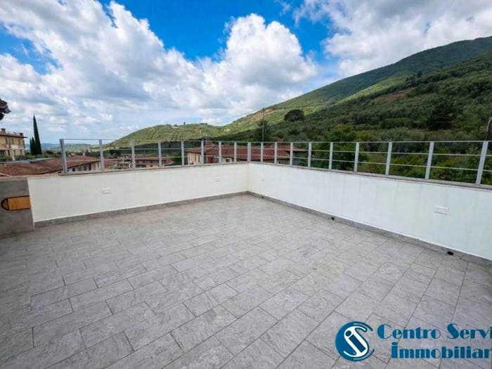 Casa con 6 locali in vendita in Via Don Minzoni, Centro, Calci