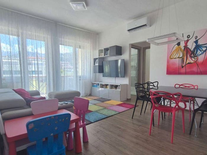 Appartamento trilocale in vendita in Centro, Massa