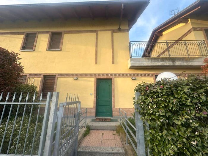 Casa quadrilocale in vendita in Via Marzo, Betlemme, Chivasso