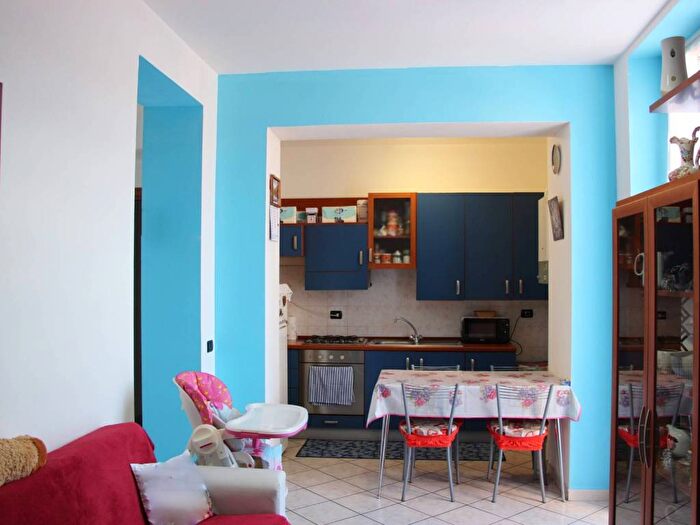 Appartamento trilocale in vendita in Via Aprile, Centro, Lodi Vecchio
