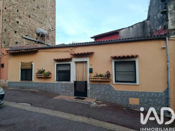 Appartamento con 6 locali in vendita in Vicolo BELVEDERE, Nicastro Sambiase, Lamezia Terme