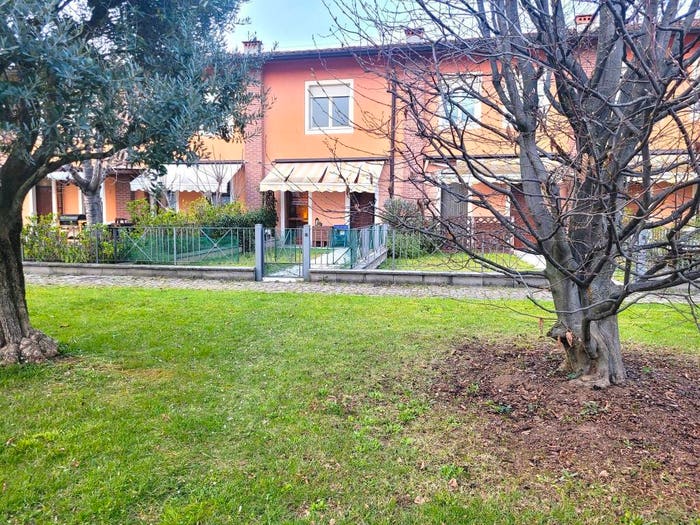 Appartamento bilocale in vendita in Via Federico Palazzoli, Casazza, Brescia