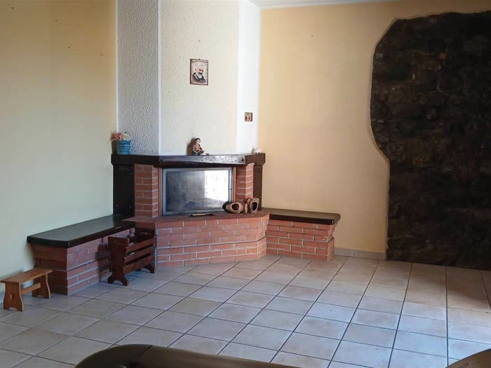 Appartamento quadrilocale in vendita in Barbarasco, Tresana