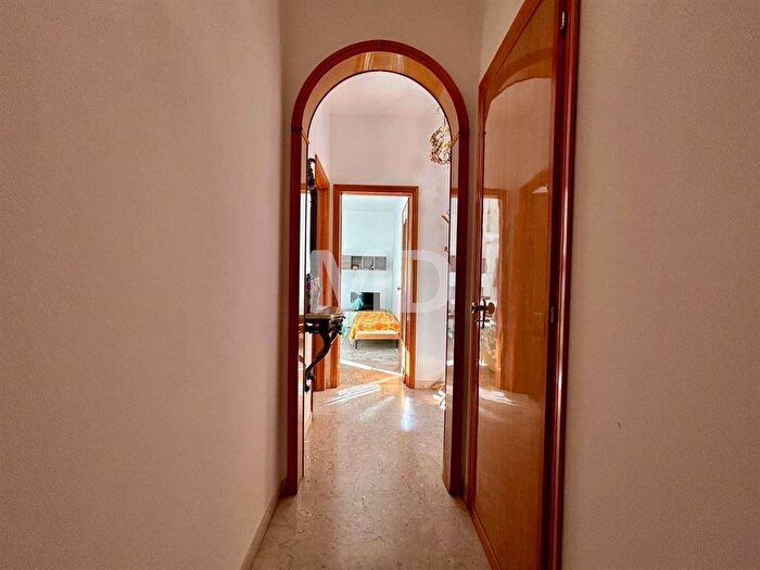 Appartamento trilocale in vendita in Centro, Loano