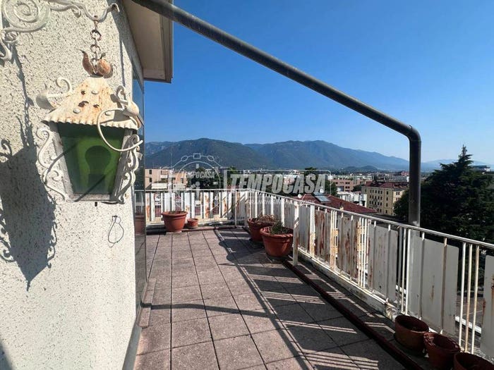 Casa quadrilocale in vendita in Viale Venezia, Centro, Bassano del Grappa